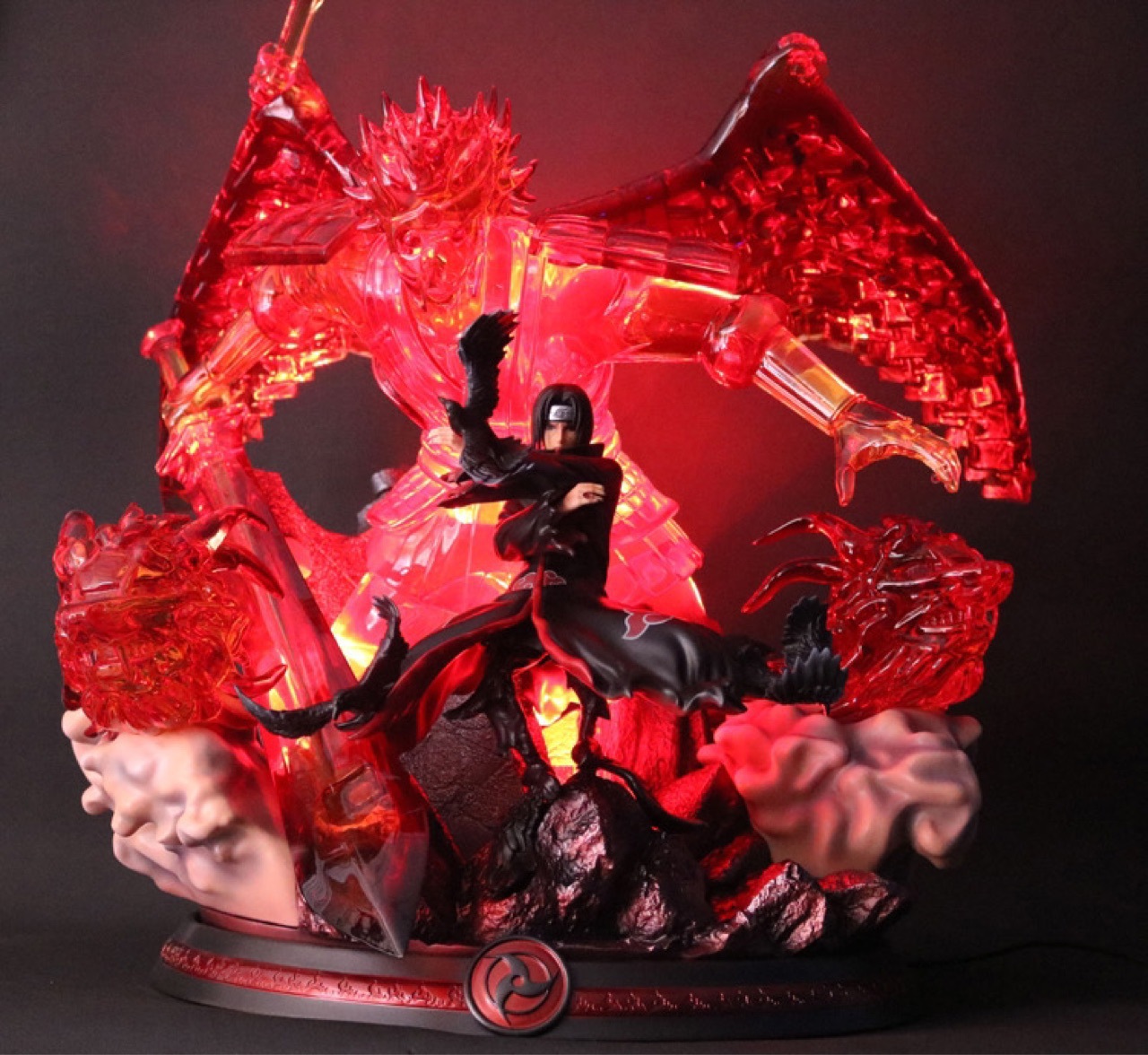 Mô hình Uchiha Itachi và Susanoo - itachi susanoo